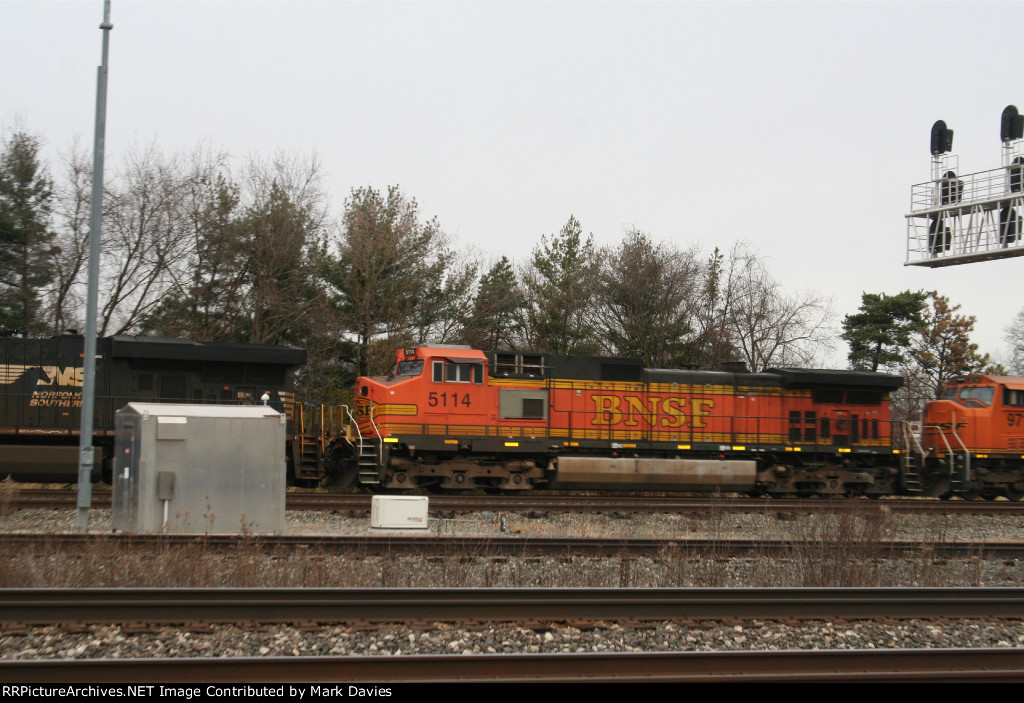 BNSF 5114